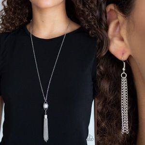 ❤️Diva Dance Party Necklace Set